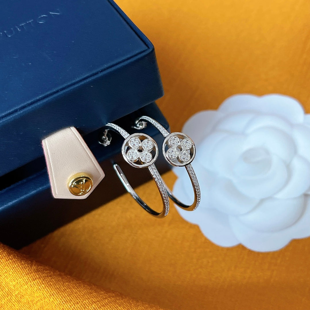 2025 Monogram Flower Diamond Earrings