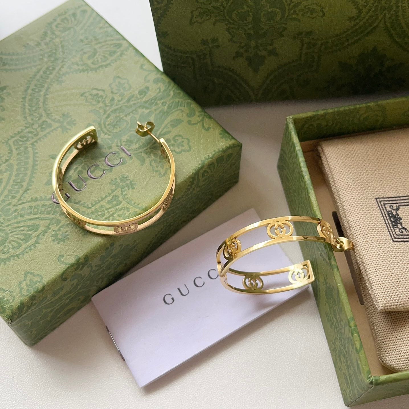 2025 Hollow round earrings