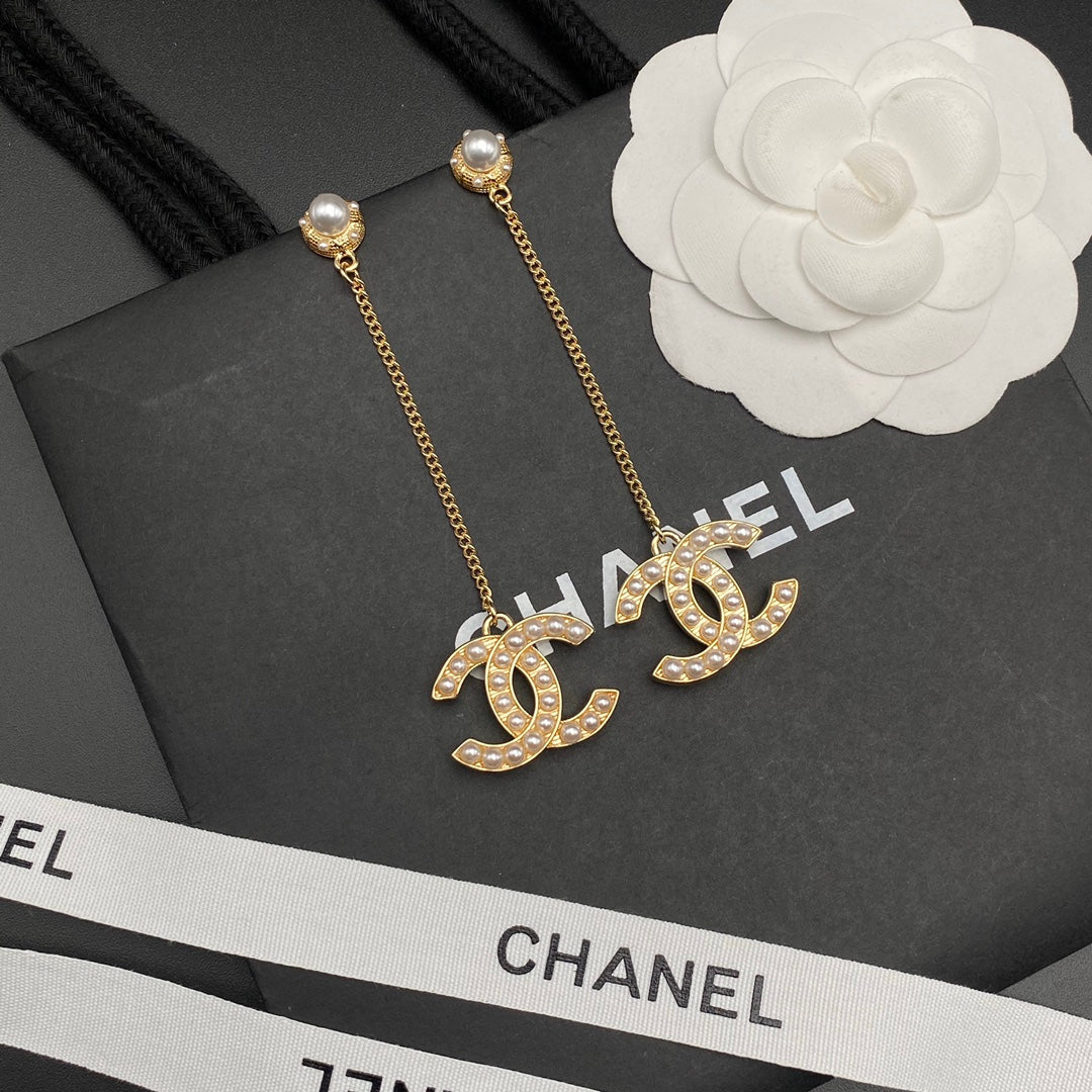 2025 Pearl Alphabet Pendant Chain Earrings