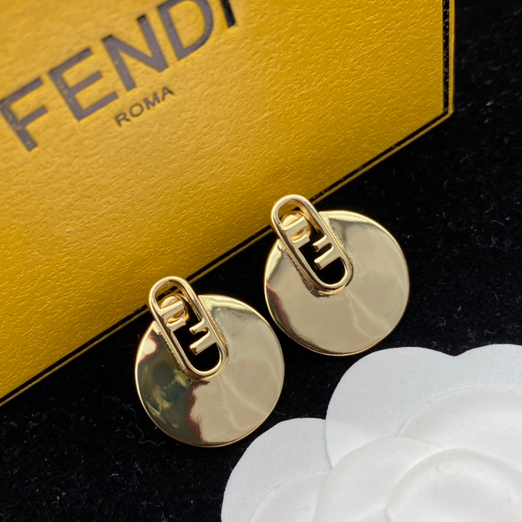 2025 O'Lock Series Round Earrings