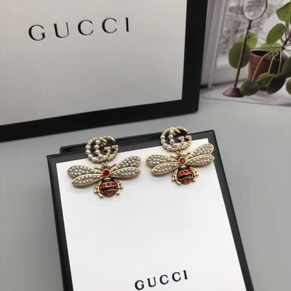 2025 Fashion Rhinestone Little Bee Pendant Earrings