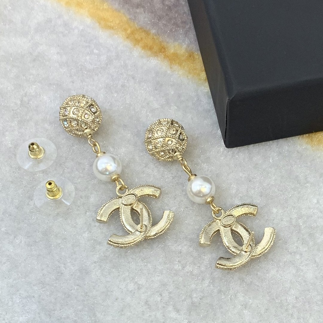 2025 Luxury Rhinestone Pearl Ball Pendant Earrings