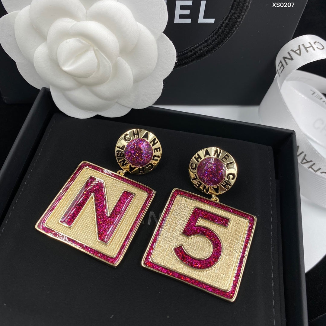 2025 Fashion Square Alphabet Pendant Earrings
