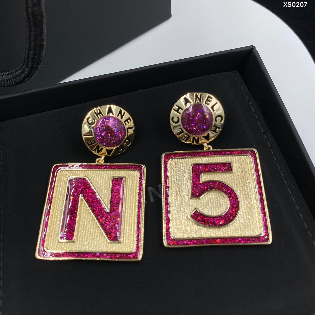 2025 Fashion Square Alphabet Pendant Earrings