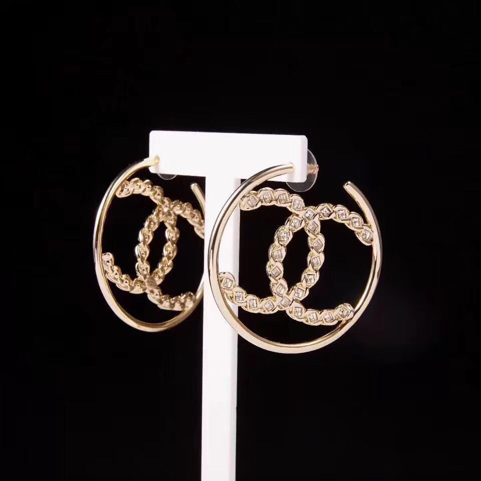 2025 Fashion Big Circle Rhinestone Earrings
