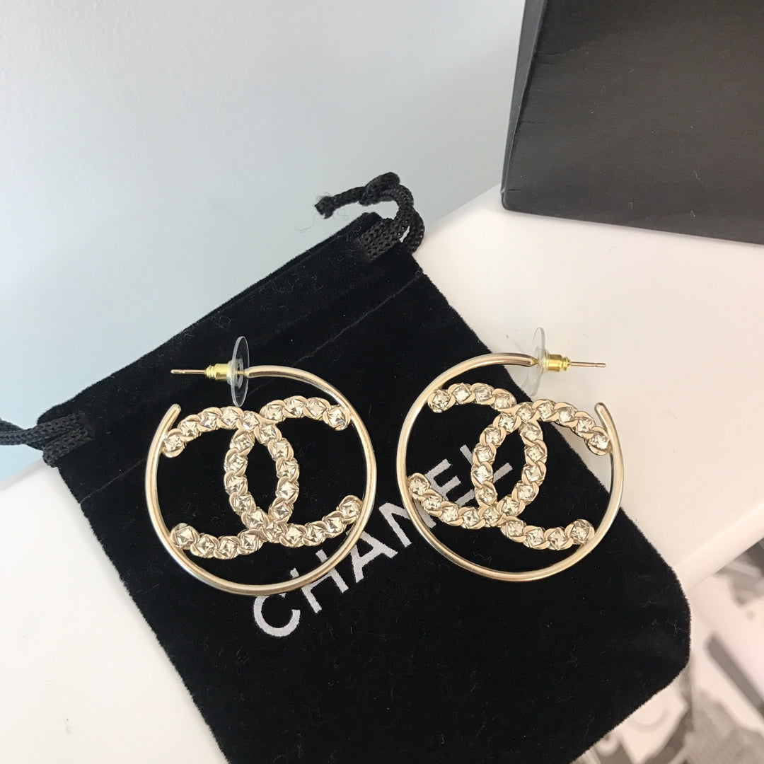 2025 Fashion Big Circle Rhinestone Earrings