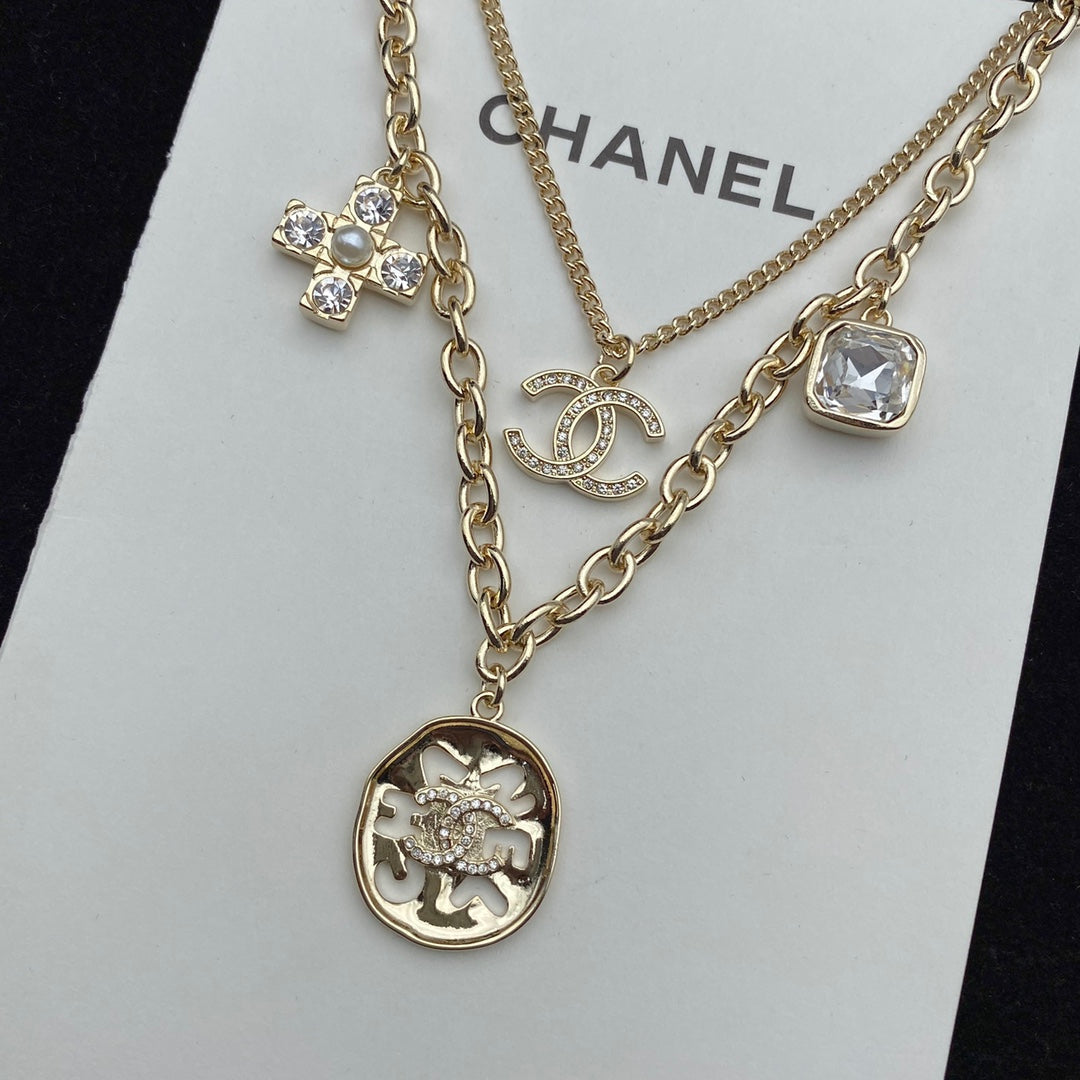 2025 New Pearl and Diamond Double Layer Necklace