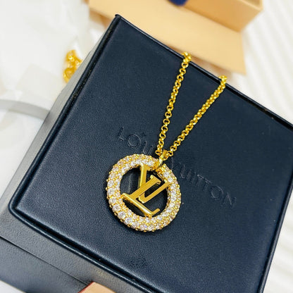 2025 letter round diamond necklace