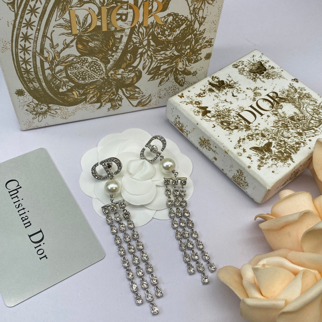 2025 Fashion CD Rhinestone Tassel Pendant Earrings