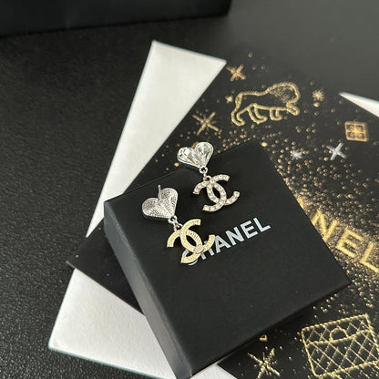 2025 Fashion heart pendant earrings