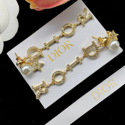 2025 Fashion rhinestone star pendant earrings