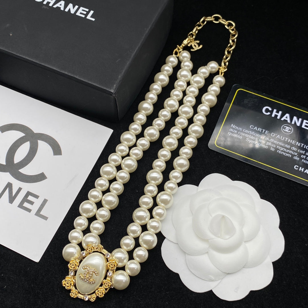 2025 Fashion CC Pearl Charm Necklace