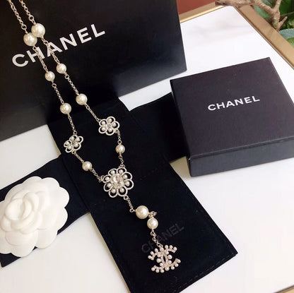 2025 Fashion Flower Letter Pearl Necklace