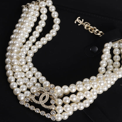 2025 Fashion CC triangle pearl necklace