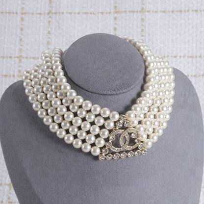 2025 Fashion CC triangle pearl necklace