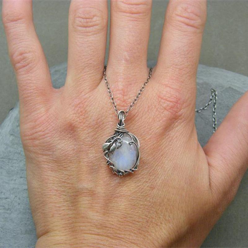 2025 Retro Winding Moonstone Necklace
