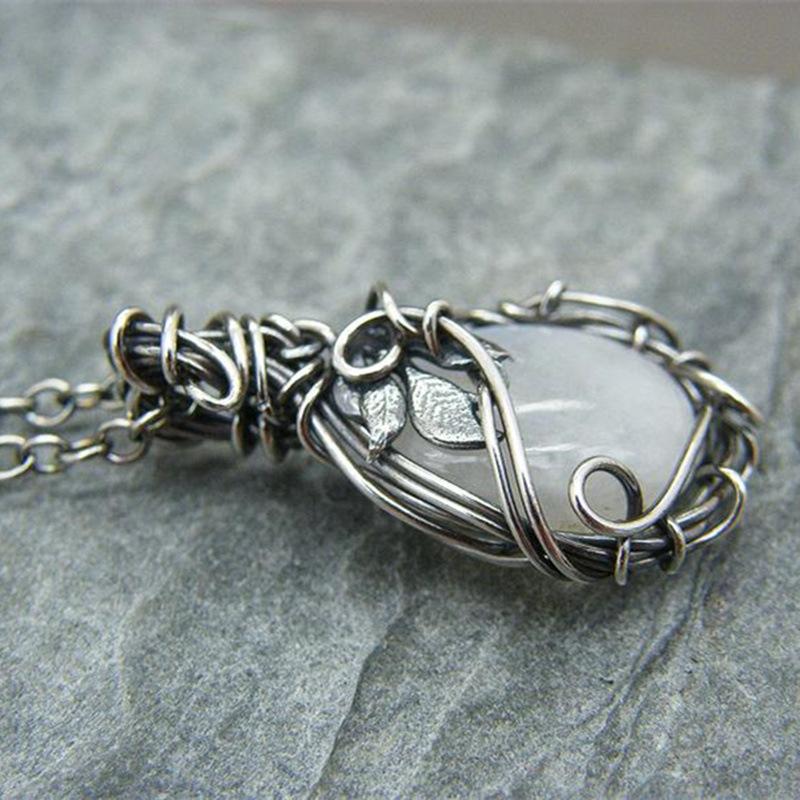 2025 Retro Winding Moonstone Necklace