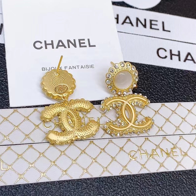 2025 New Luxury Crystal Gold Earrings