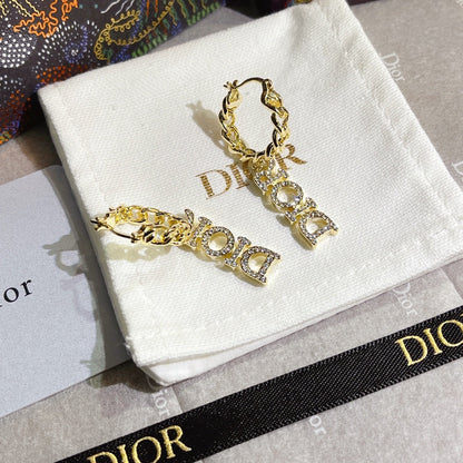 2025 Hook Diamond Earrings