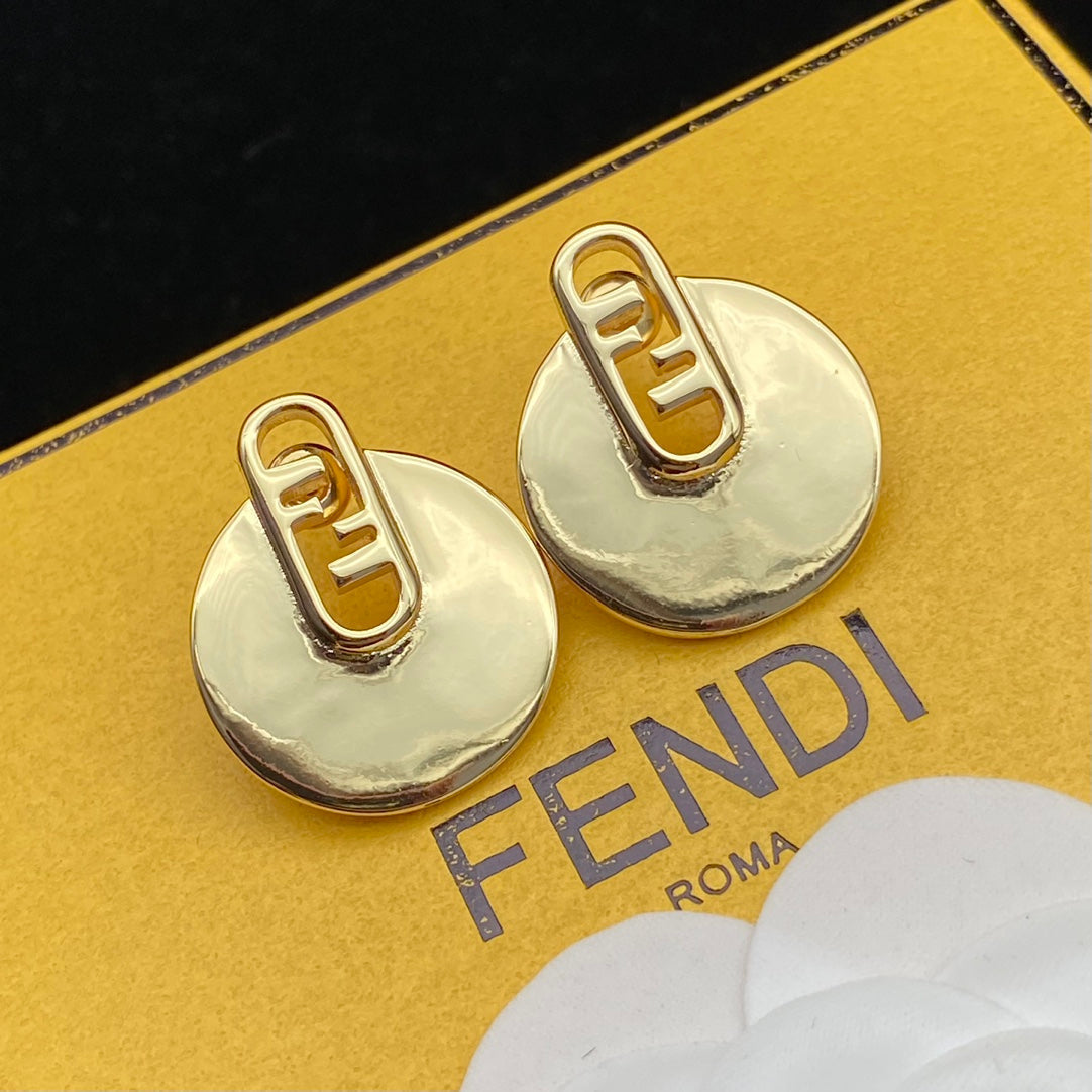 2025 O'Lock Series Round Earrings