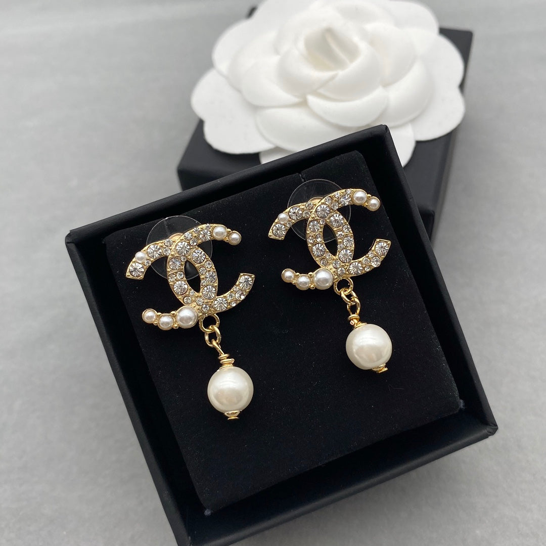 2025 Pearl Drop Diamond Earrings