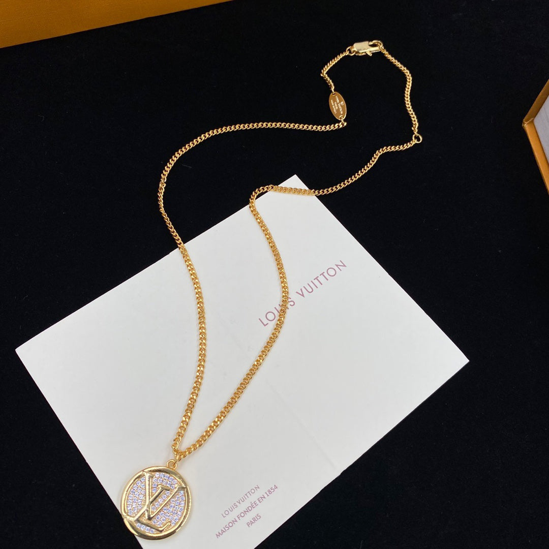 2025 Round Diamond Pendant Bracelet Necklace Set