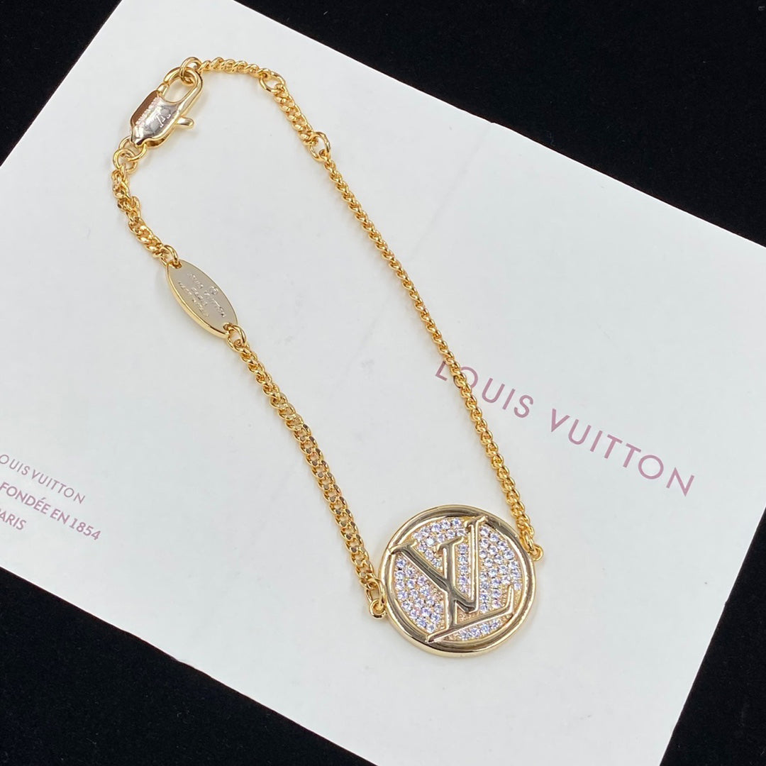 2025 Round Diamond Pendant Bracelet Necklace Set