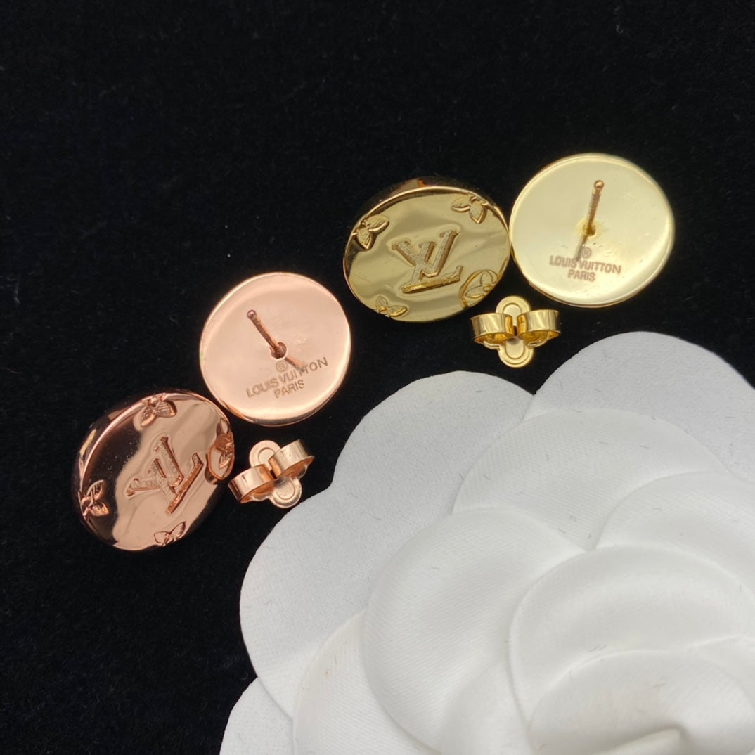 2025 Round Logo Letter Stud Earrings