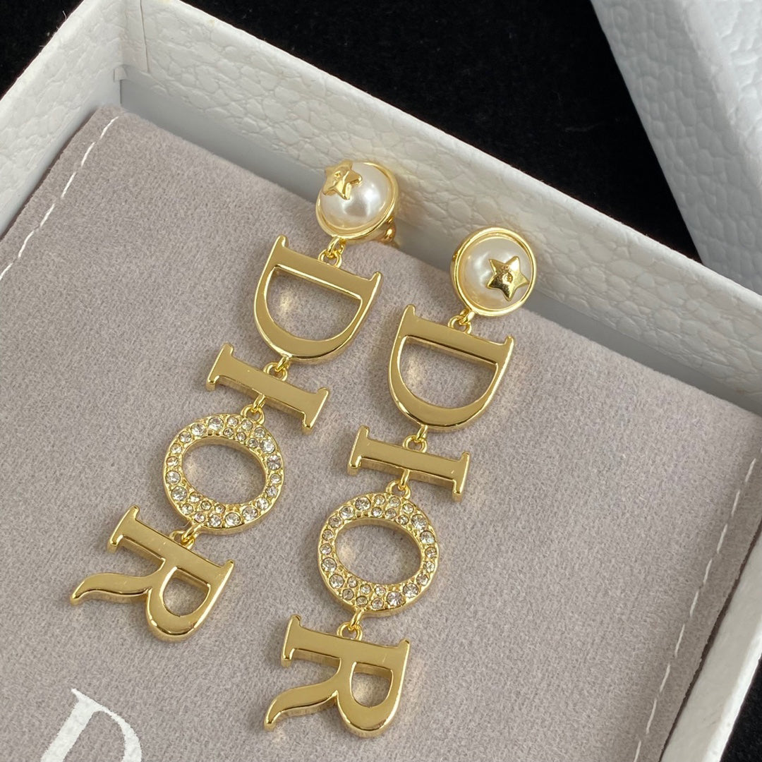 2025 Letter Drop Pearl Earrings