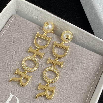 2025 Letter Drop Pearl Earrings