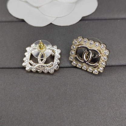 2025 Luxurious Diamond Hollow Stud Earrings